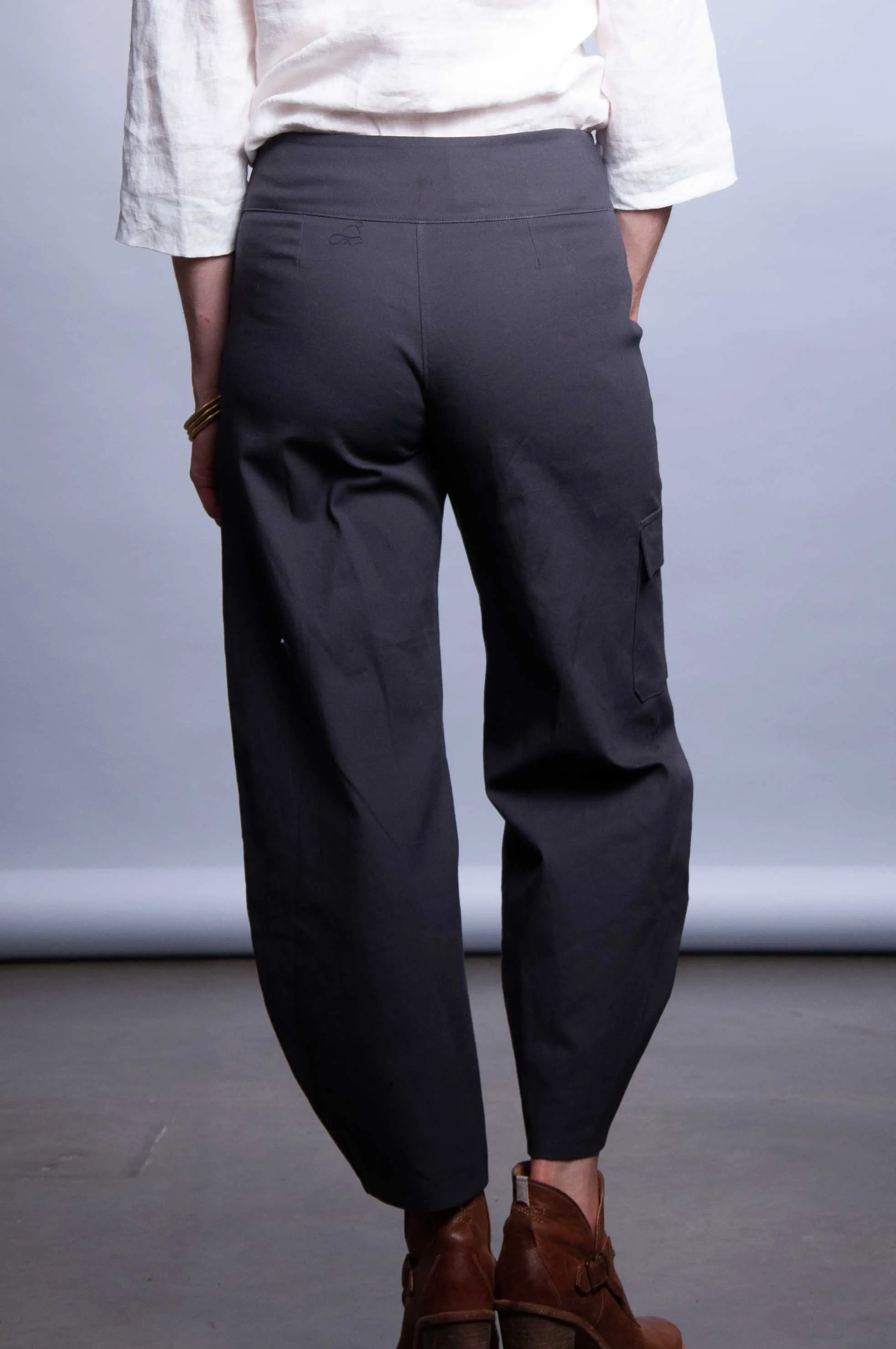 Lantern Pant - Charcoal