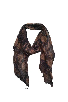 Lovely Leaves Scarf