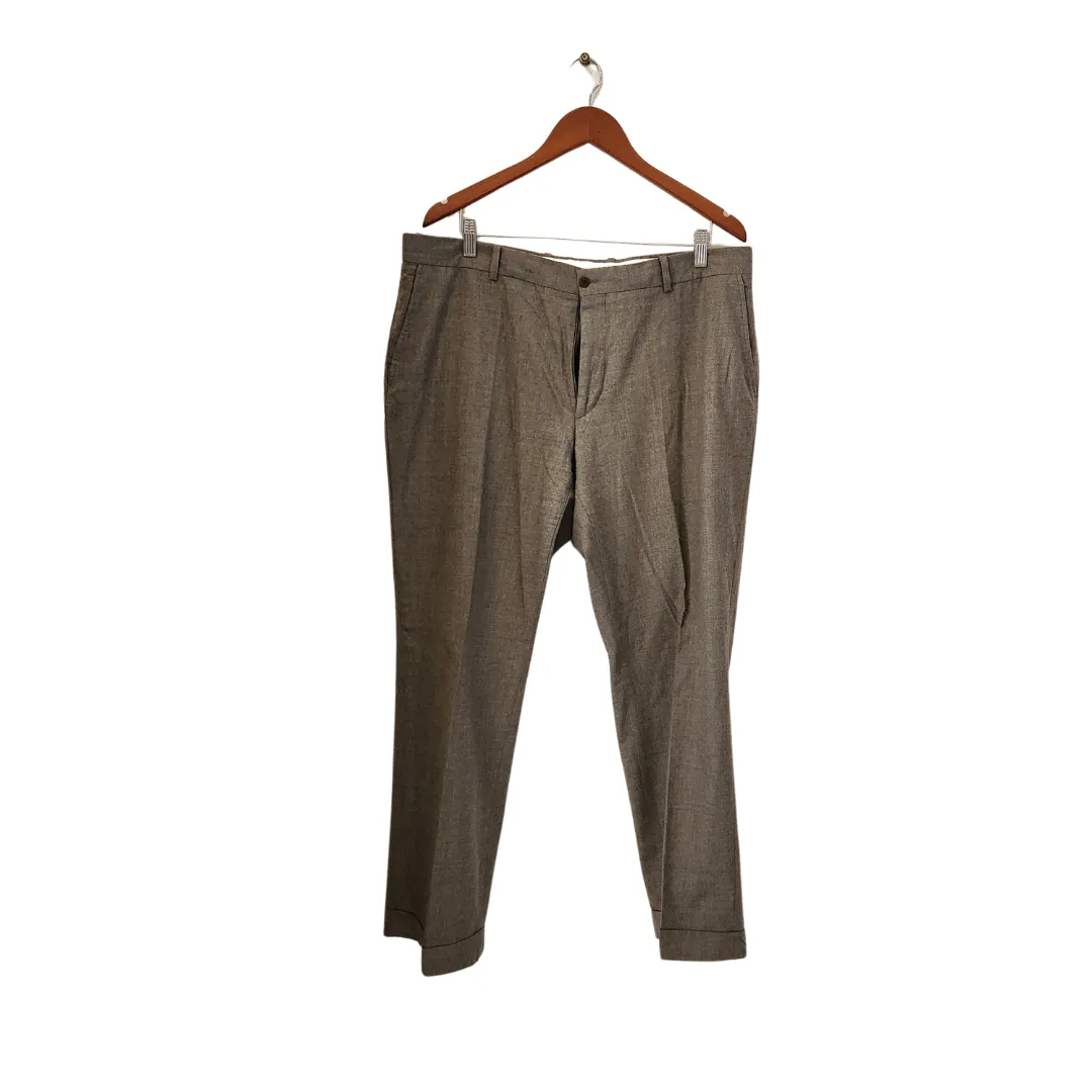 Ralph Lauren Men's Grey Chino Pants | Gently Used |